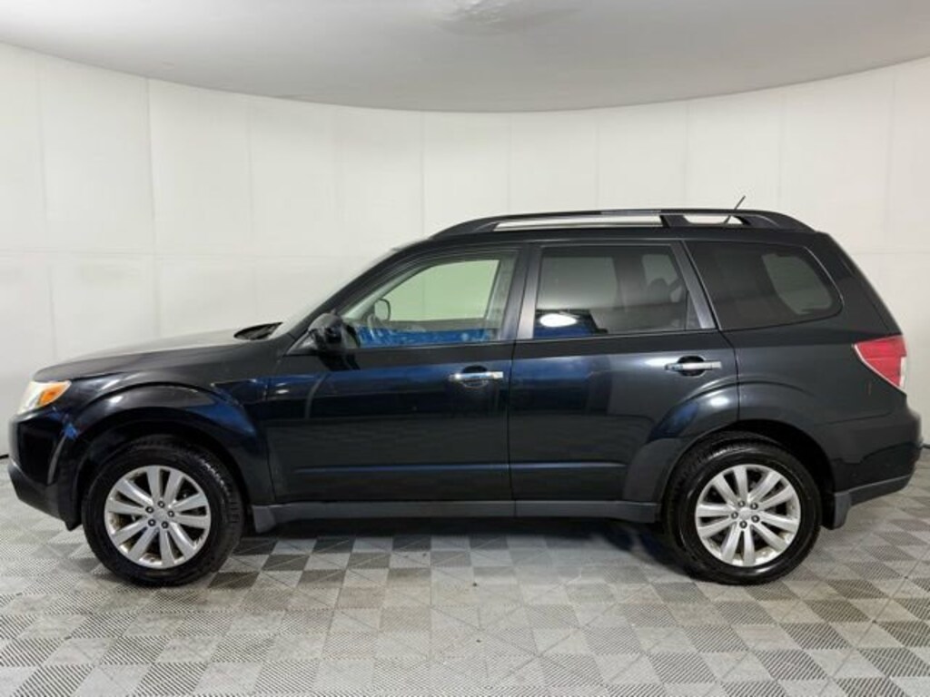 Used 2012 Subaru Forester 2.5X Limited SUV