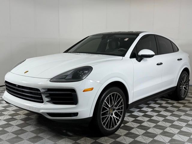 2023 Porsche Cayenne Coupe Platinum Edition photo 2