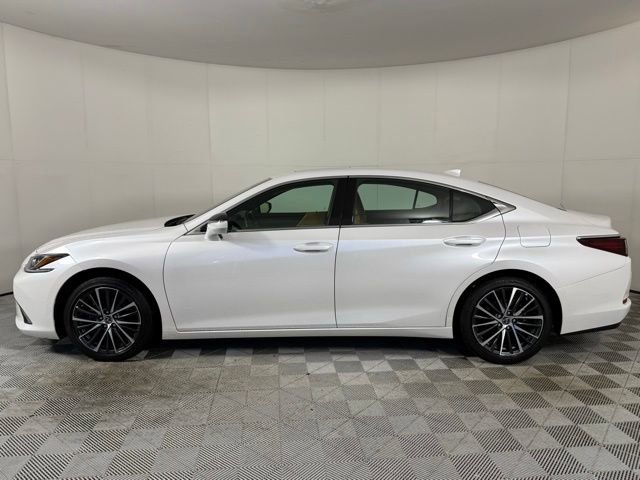2025 Lexus ES 350 Base photo 2