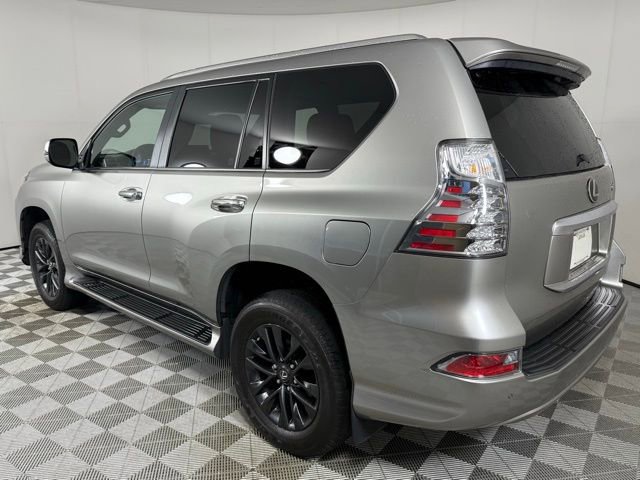 2023 Lexus GX 460 photo 2