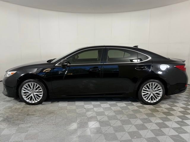 2015 Lexus ES 350 photo 2