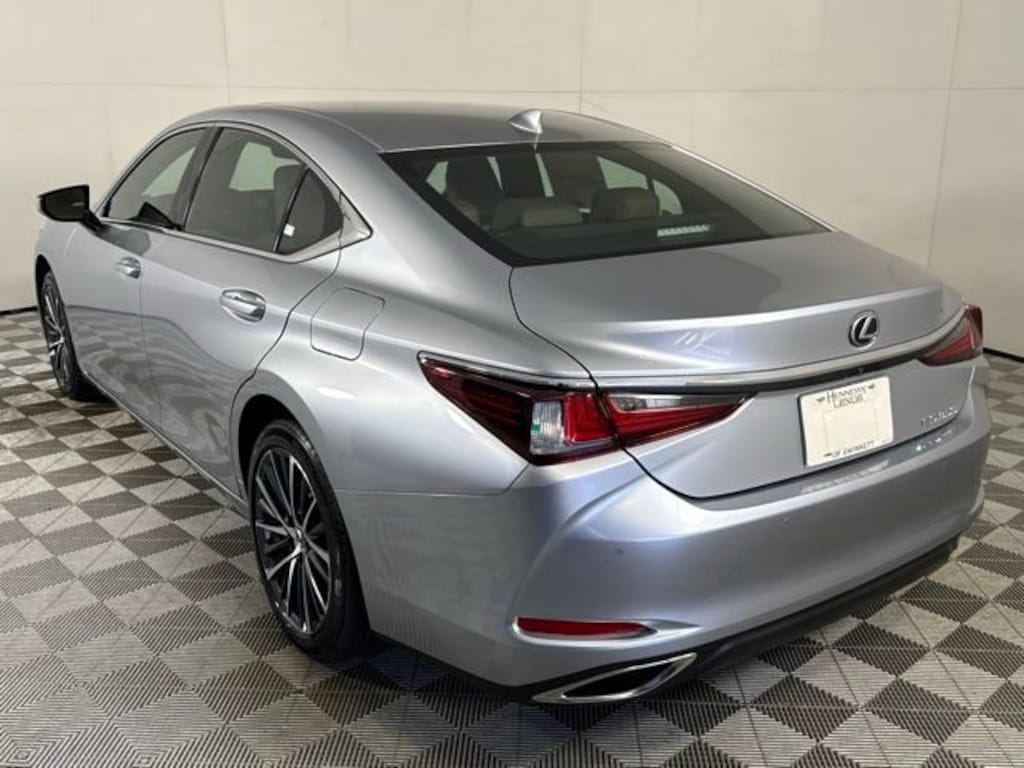 New 2025 Lexus ES 350 SEDAN