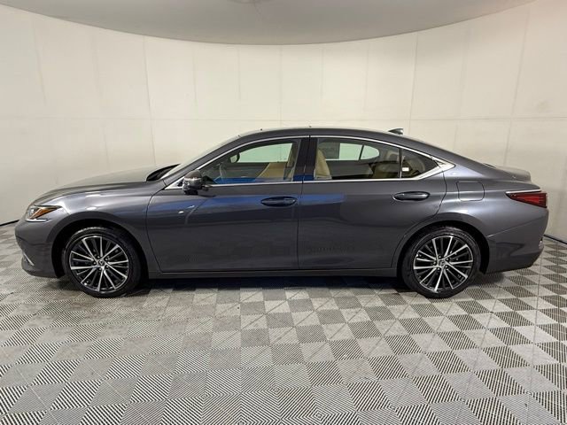 2025 Lexus ES 350 photo 2