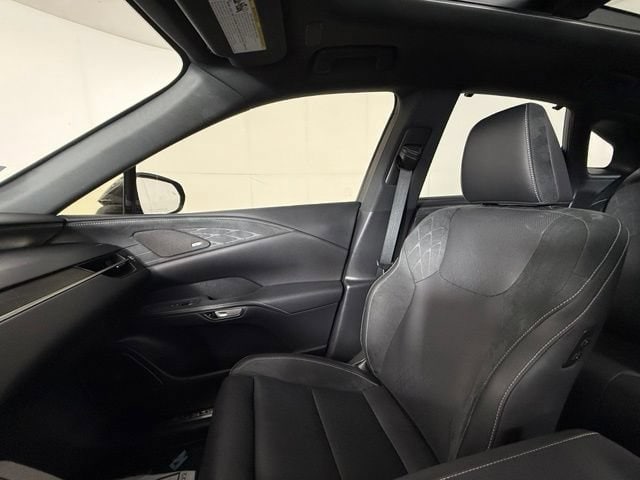 2025 Lexus RX PHEV 450h+ - Photo 15