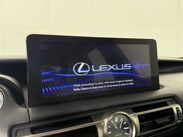 2021 Lexus IS 350 F SPORT - Photo 23