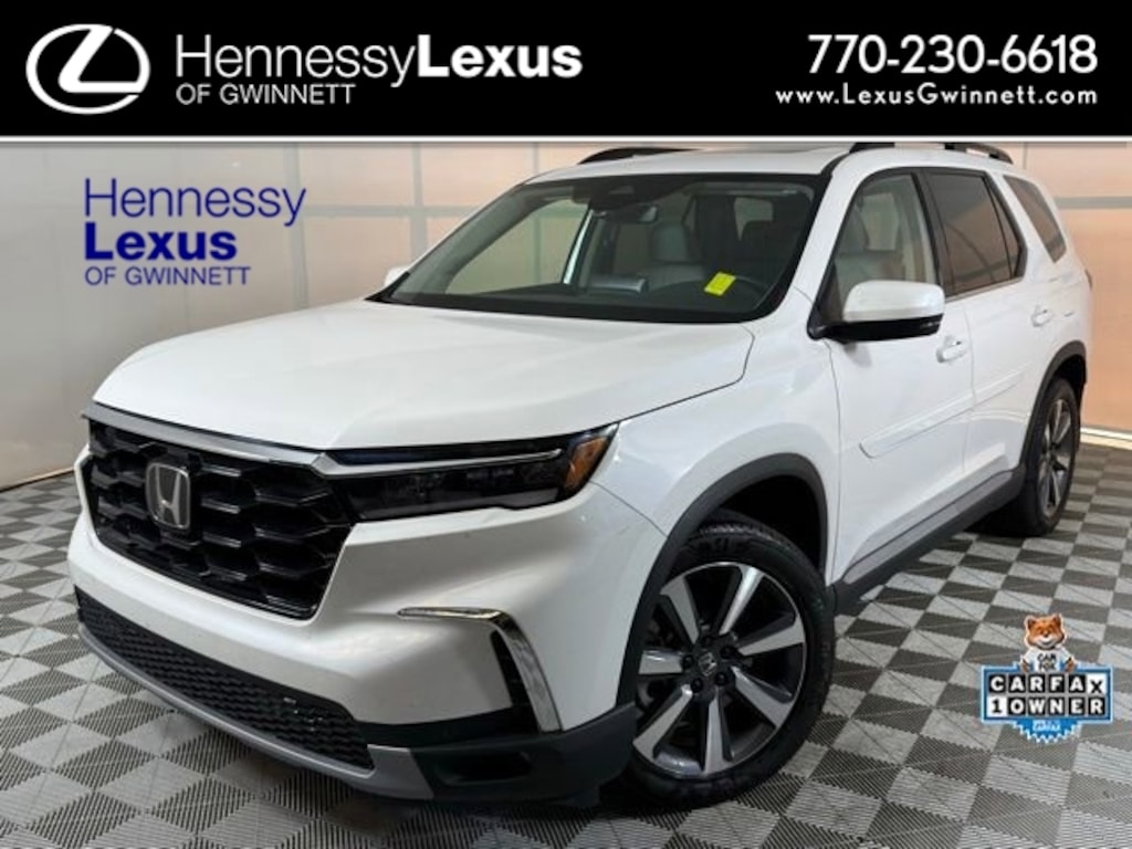 Used 2025 Honda Pilot Touring SUV