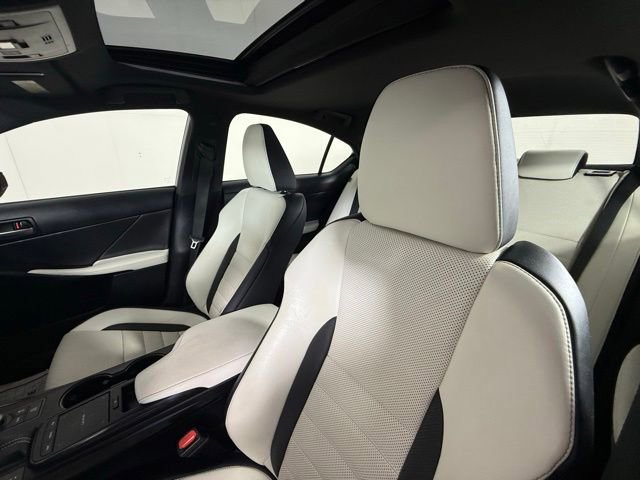 2021 Lexus IS 350 F SPORT - Photo 7