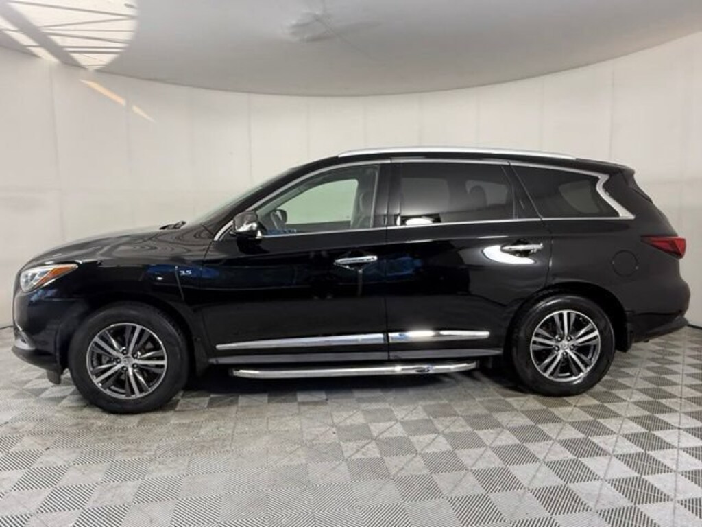 Used 2017 INFINITI QX60 SUV