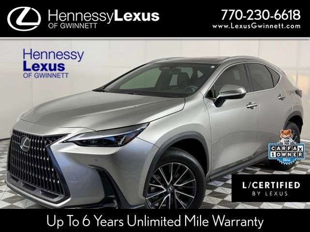2022 Lexus NX 250's photo