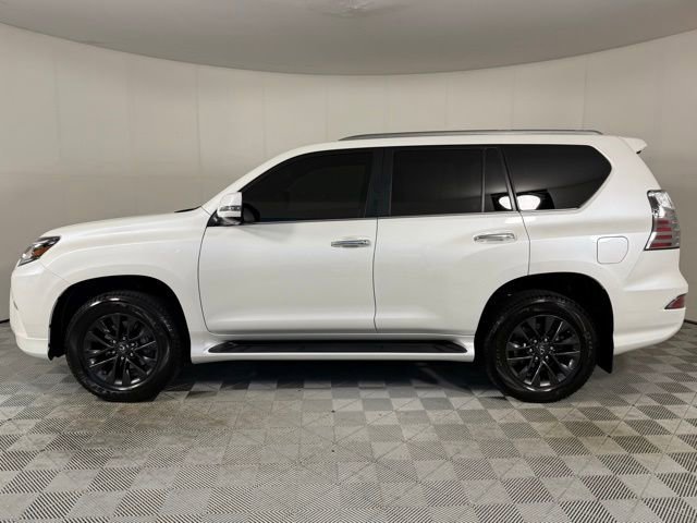 2023 Lexus GX 460 photo 2