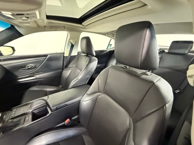 2021 Lexus ES 350 photo 4