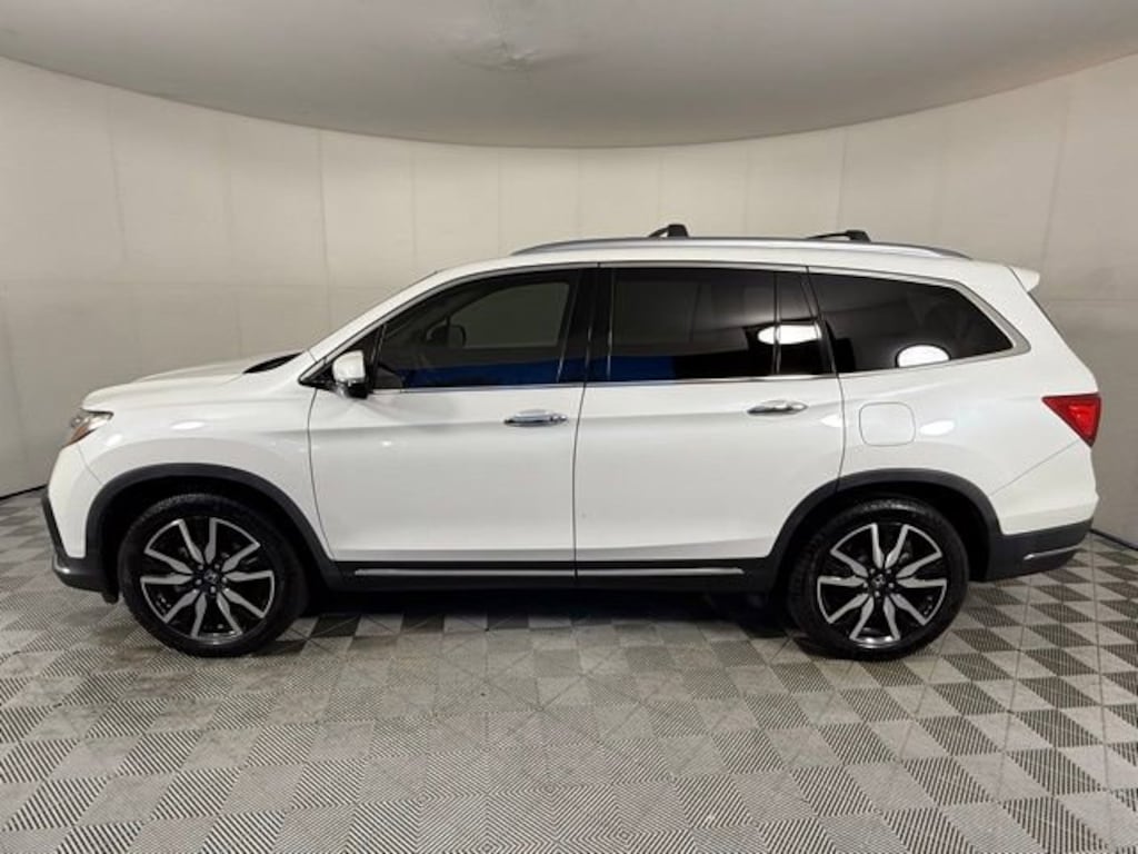 Used 2020 Honda Pilot Touring 7 Passenger FWD SUV