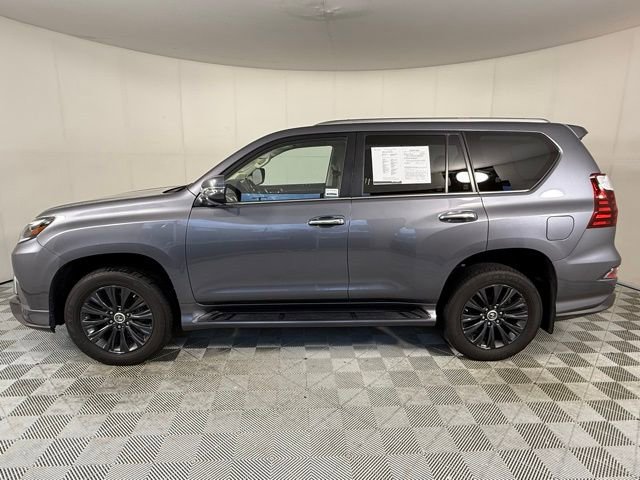 2022 Lexus GX 460 photo 2