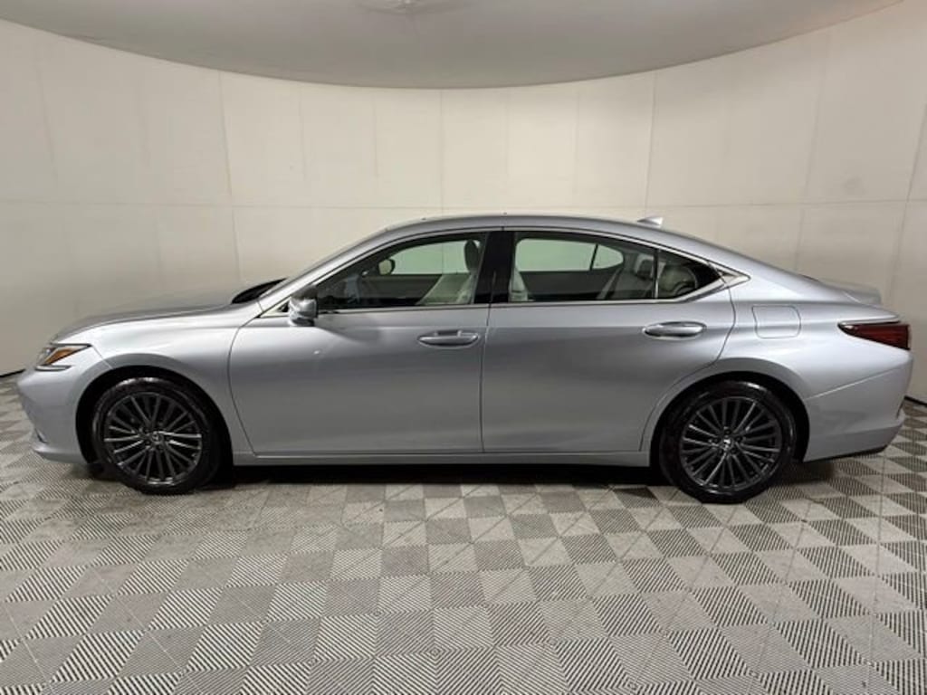 Certified 2023 Lexus ES 350 Sedan