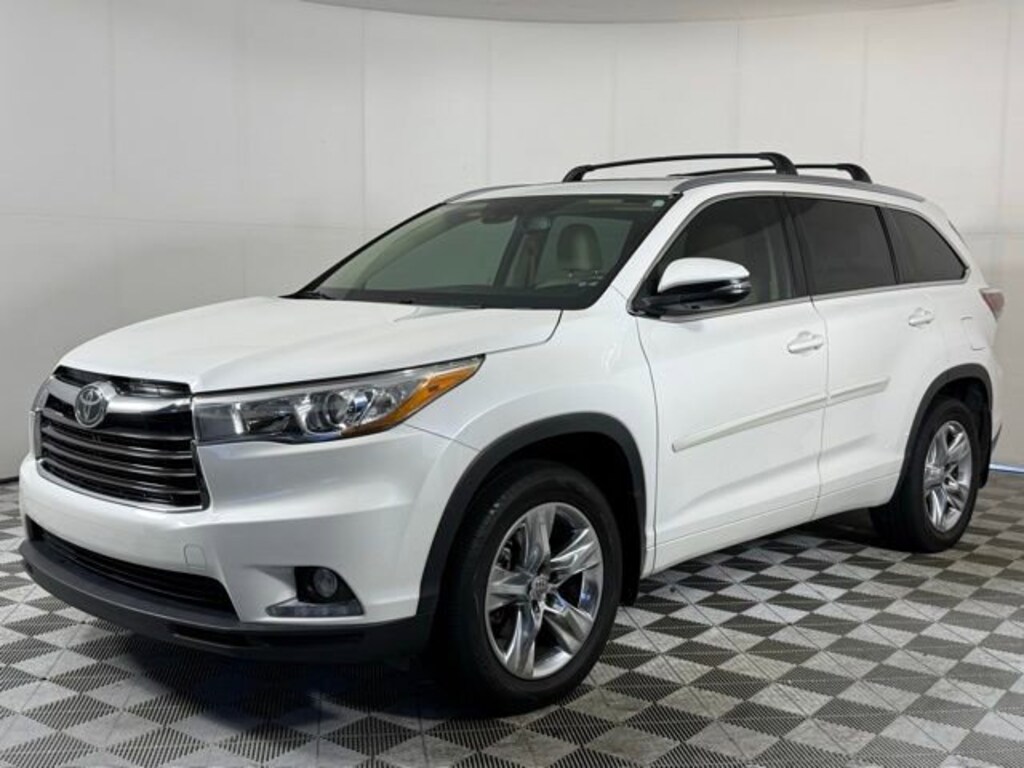 Used 2015 Toyota Highlander Limited Platinum V6 SUV
