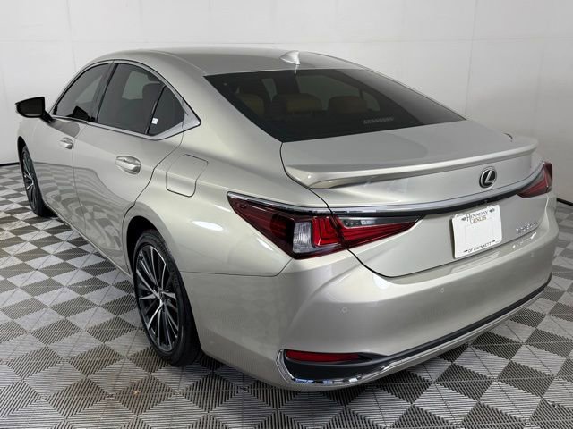 2025 Lexus ES 300h Premium photo 3