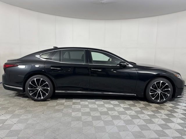 2022 Lexus LS 500 photo 2