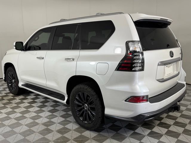 2023 Lexus GX 460 photo 2