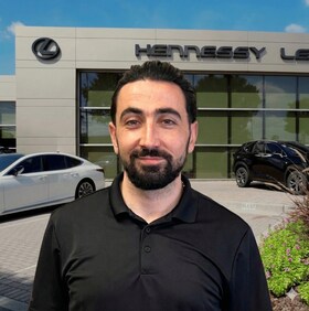 Staff member Andre Armenakian from ID_cf527fb86393