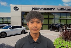 Staff member VICTOR YAING from ID_d668ee54129d