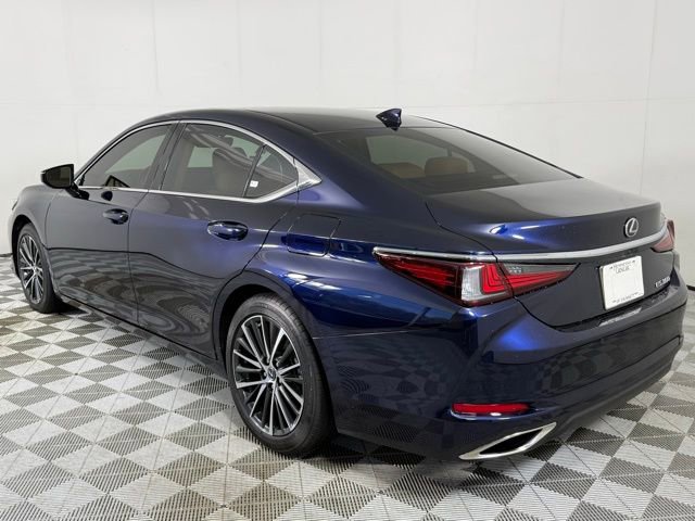2025 Lexus ES 350 photo 3