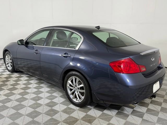 2009 Infiniti G37 Journey photo 3