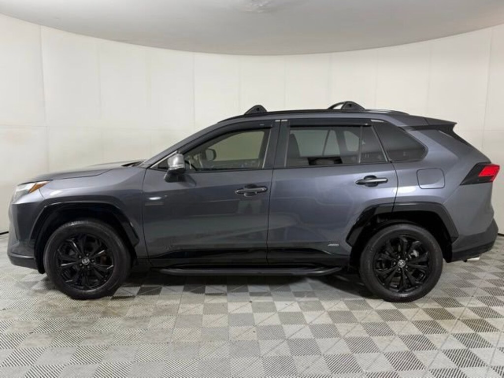 Used 2023 Toyota RAV4 Hybrid SE SUV