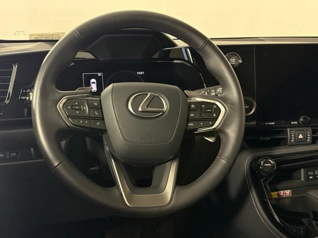 2025 Lexus NX 350 - Photo 29
