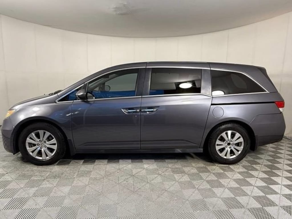 Used 2016 Honda Odyssey EX-L Van Passenger Van