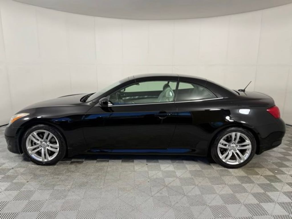 Used 2009 INFINITI G37 Base Convertible