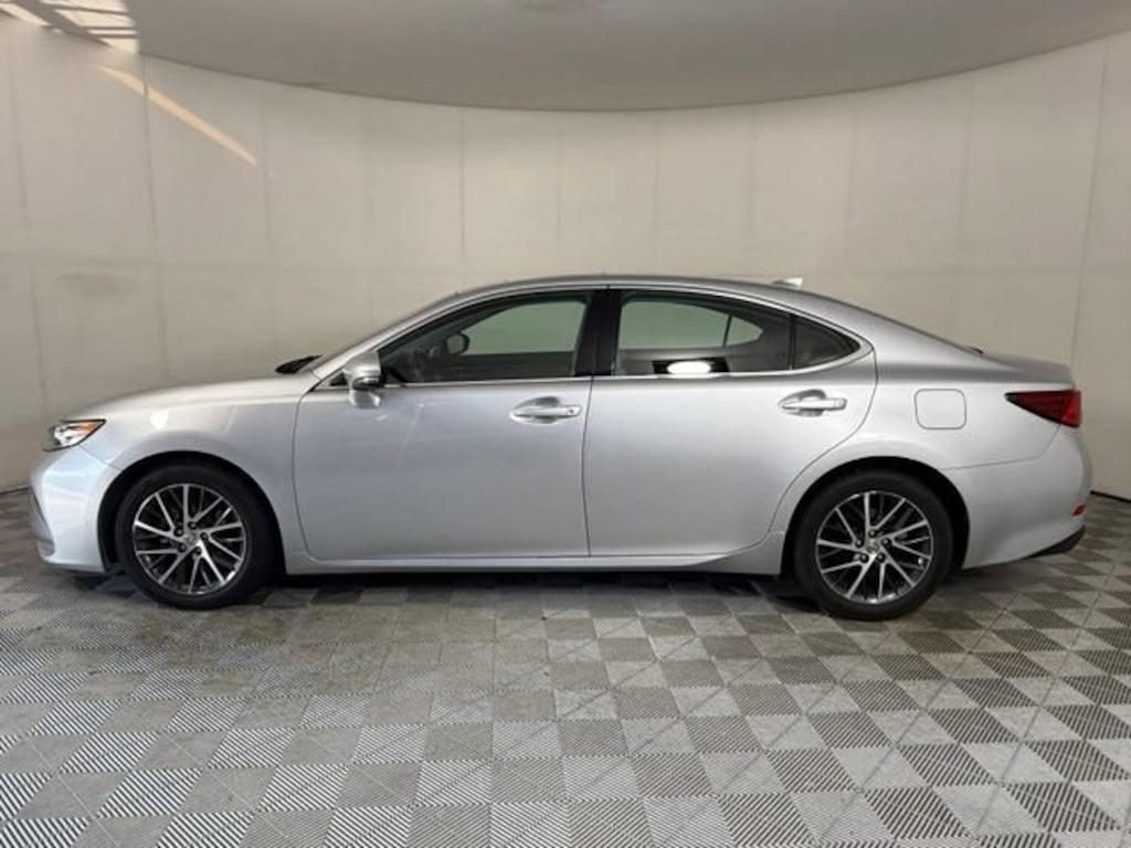 Used 2016 Lexus ES 350 Sedan