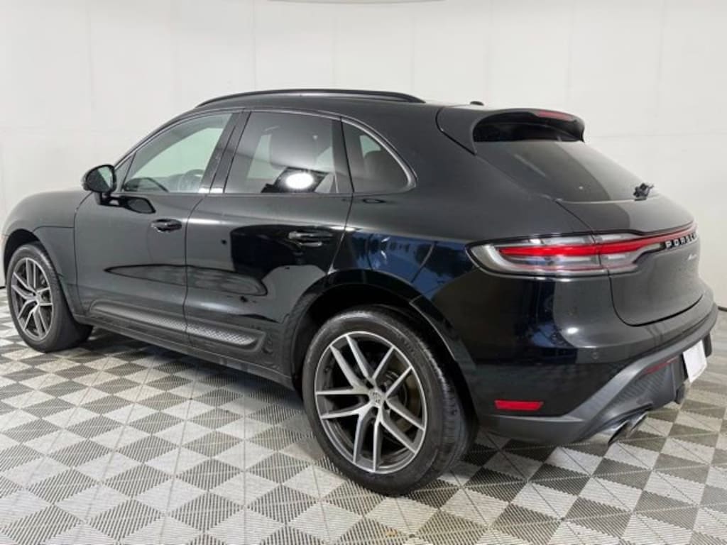 Used 2024 Porsche Macan SUV