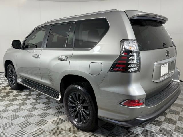 2023 Lexus GX 460 photo 2
