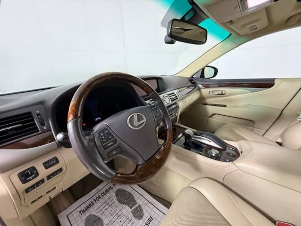 Used 2017 Lexus LS 460  Sedan