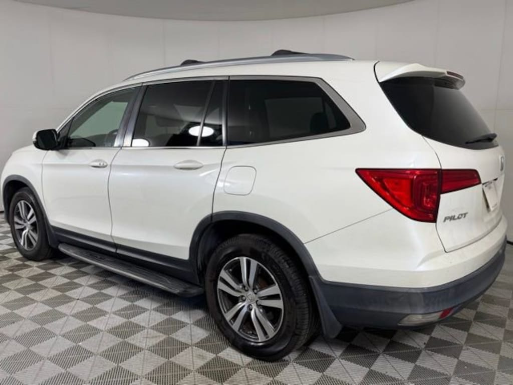 Used 2017 Honda Pilot EX-L AWD SUV