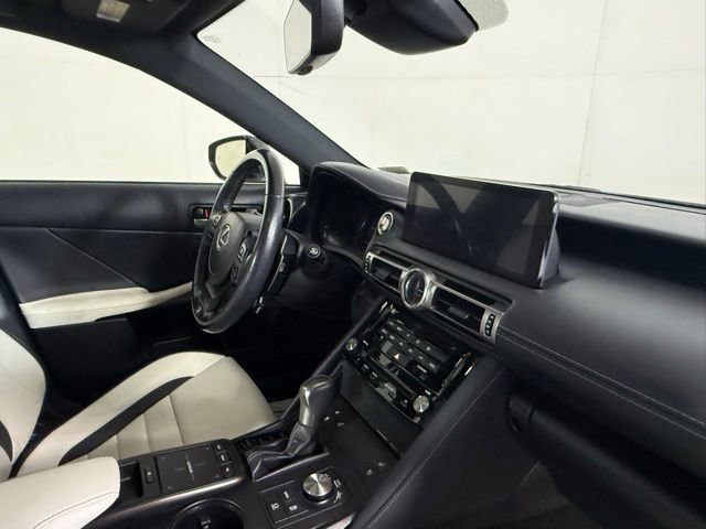 2021 Lexus IS 350 F SPORT - Photo 30