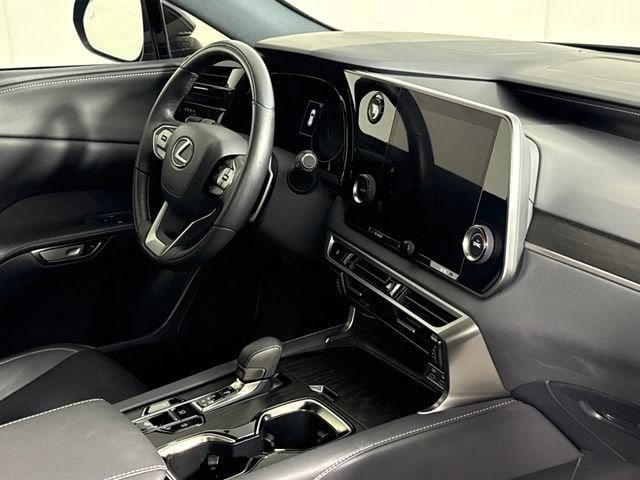 2023 Lexus RX 350 - Photo 35