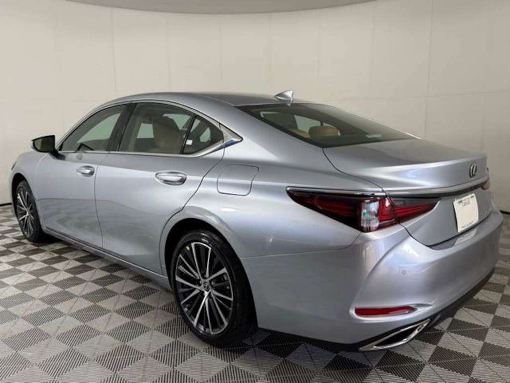 New 2025 Lexus ES 350 SEDAN