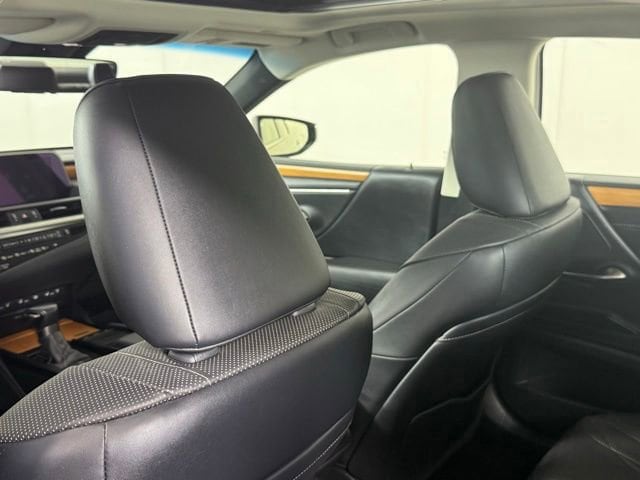 2020 Lexus ES 350 Luxury - Photo 25
