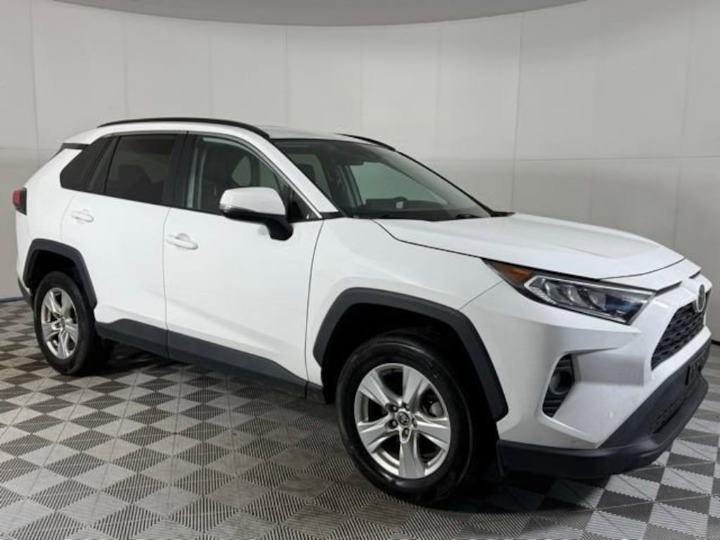 Used 2021 Toyota RAV4 XLE SUV
