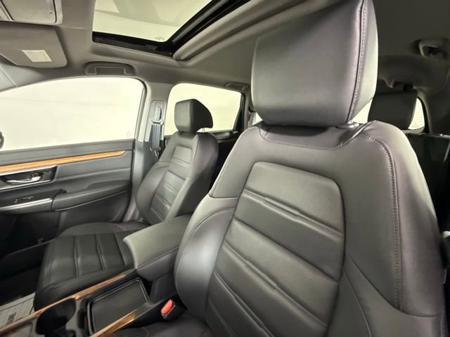 2020 Honda CR-V Hybrid Touring photo 3