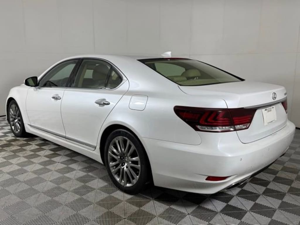 Used 2017 Lexus LS 460  Sedan