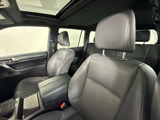2022 Lexus GX 460 photo 3