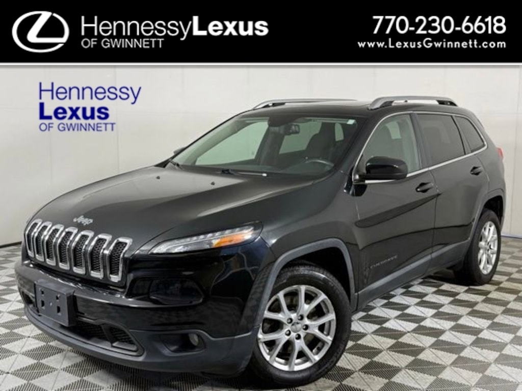 Used 2015 Jeep Cherokee Latitude FWD SUV