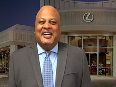 Staff member CHARLES WASHINGTON from ID_cf527fb86393