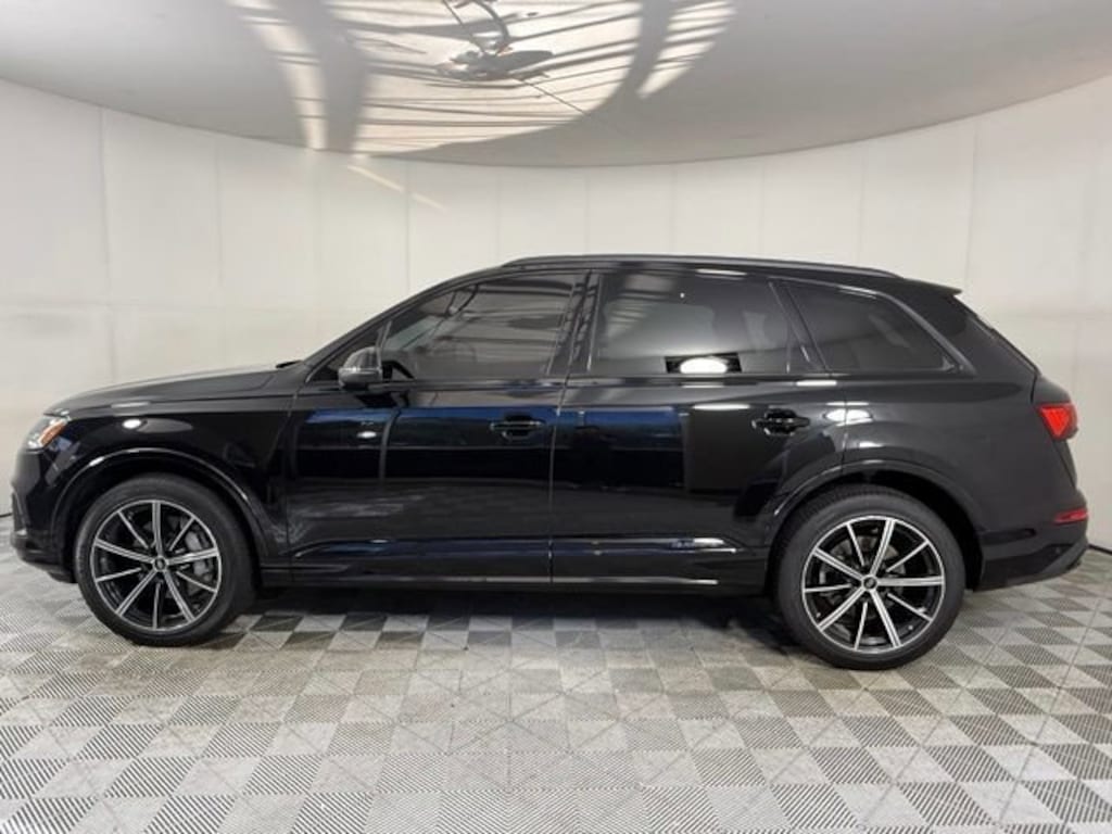 Used 2023 Audi Q7 55 Premium SUV
