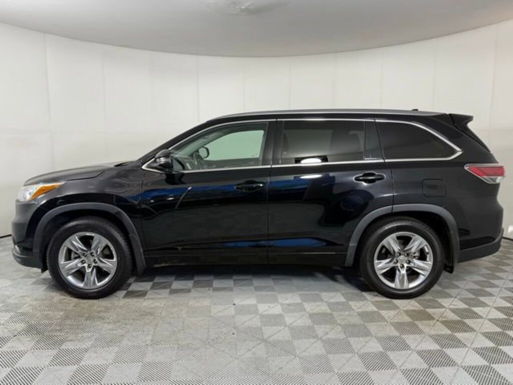 Used 2015 Toyota Highlander Limited V6 SUV