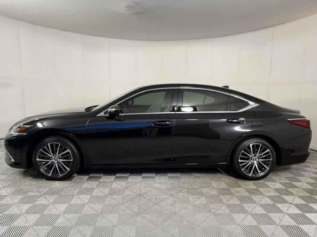 Used 2025 Lexus ES 350 Base Sedan