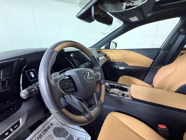 2024 Lexus RX 350 - Photo 9