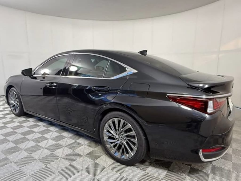 Certified 2025 Lexus ES 300h Luxury Sedan